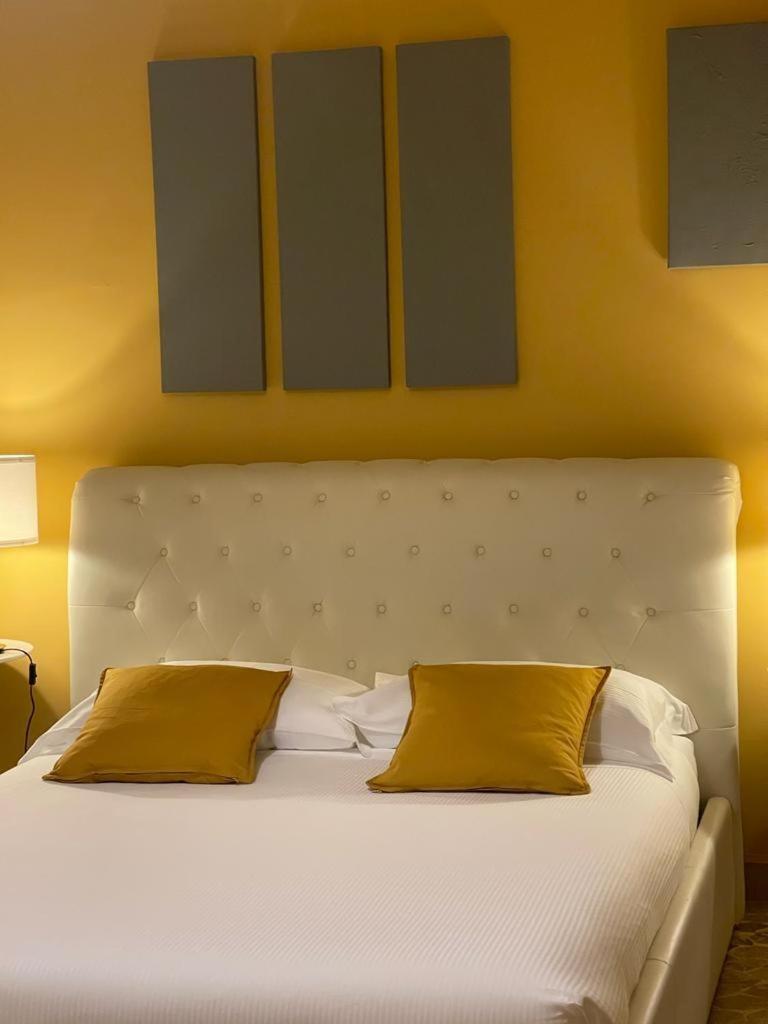 Central Suite Bed&Breakfast 볼로냐 외부 사진
